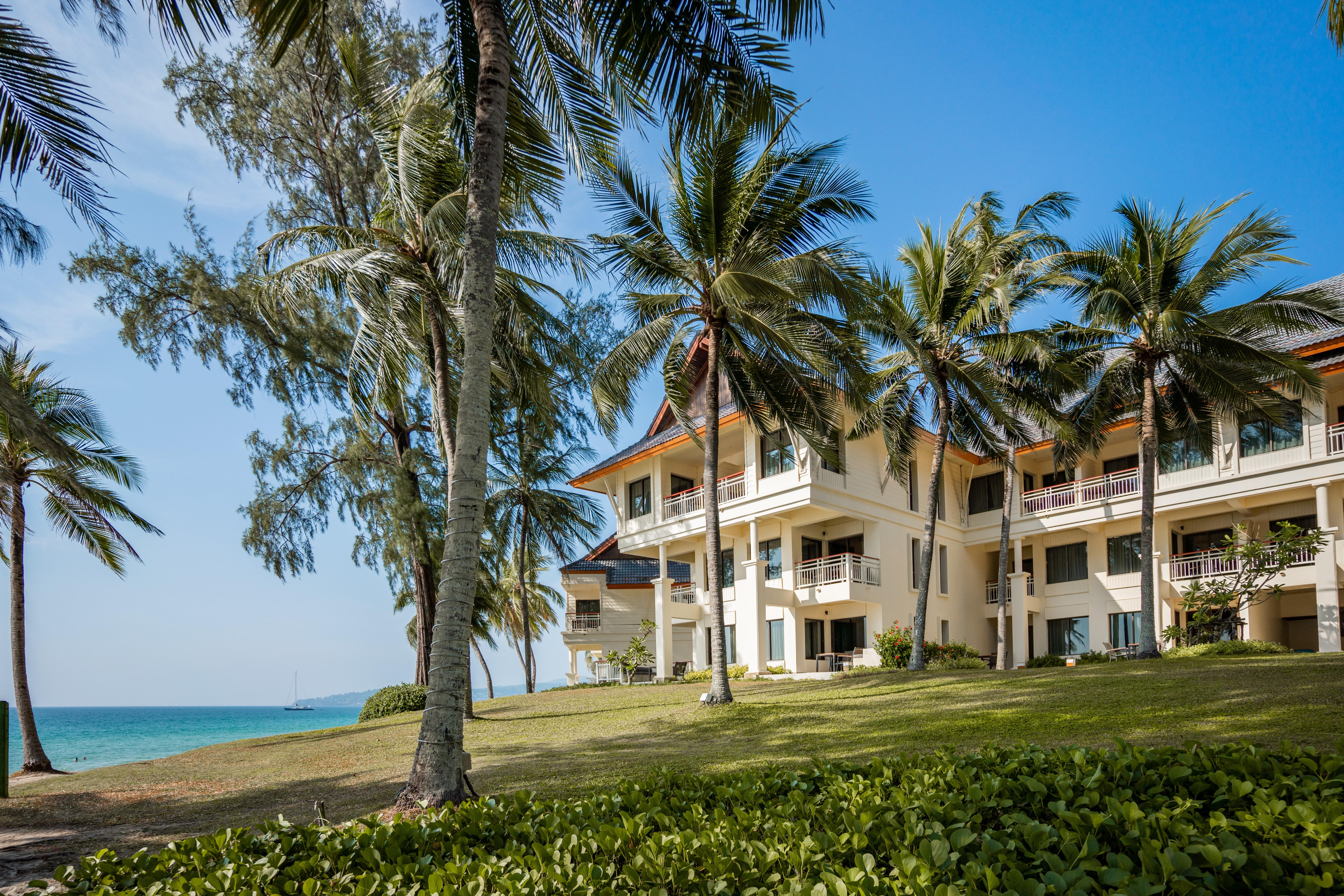 בנג טאו ביץ' Saii Laguna Phuket מראה חיצוני תמונה The Royal Paradise Hotel and Spa
